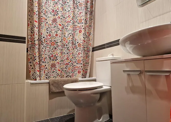 Tu Hogar, Vibes Santona