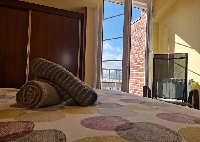 Tu Hogar, Vibes Santona